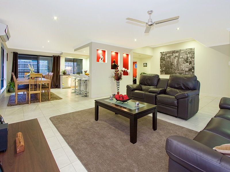 2 Armisfield Street, DOOLANDELLA QLD 4077
