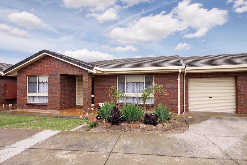 11 Cormorant Court, WEST LAKES SHORE SA 5020