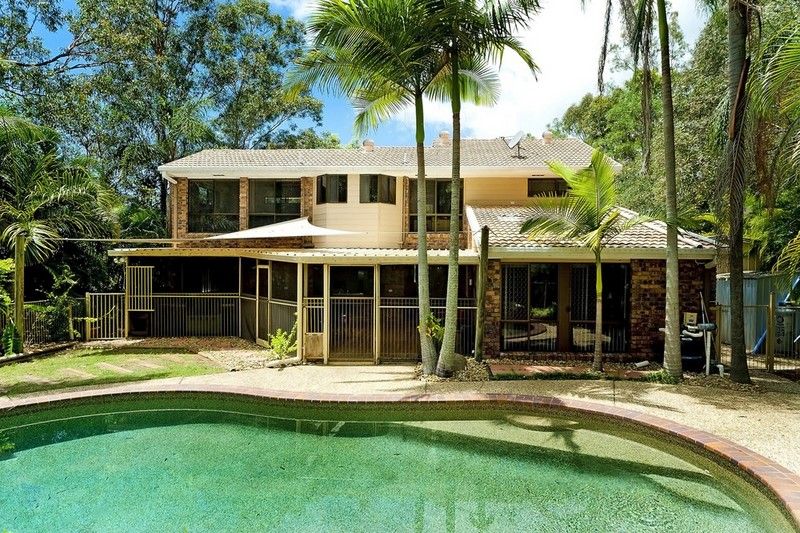 13 Mullewa Crescent, HELENSVALE QLD 4212