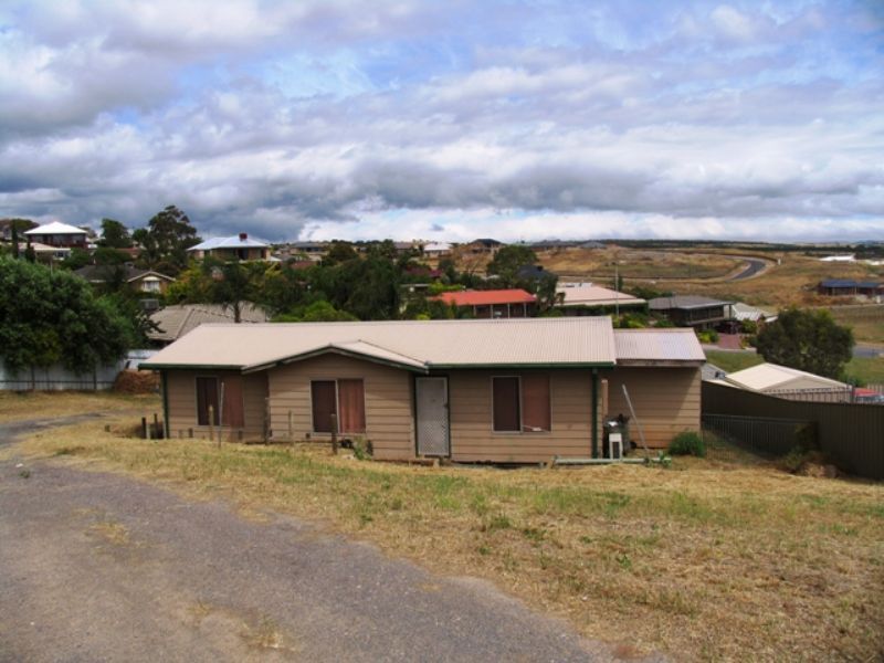 18 Triangle Court, NOARLUNGA DOWNS SA 5168