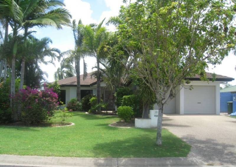 15 Clipper Court, BUCASIA QLD 4750