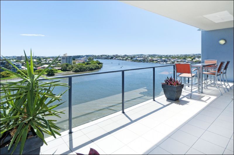 98 Thorn Street, KANGAROO POINT QLD 4169