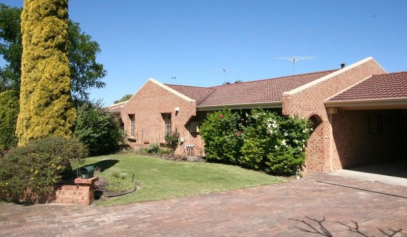  1 Freeland Way, EDEN HILL WA 6054