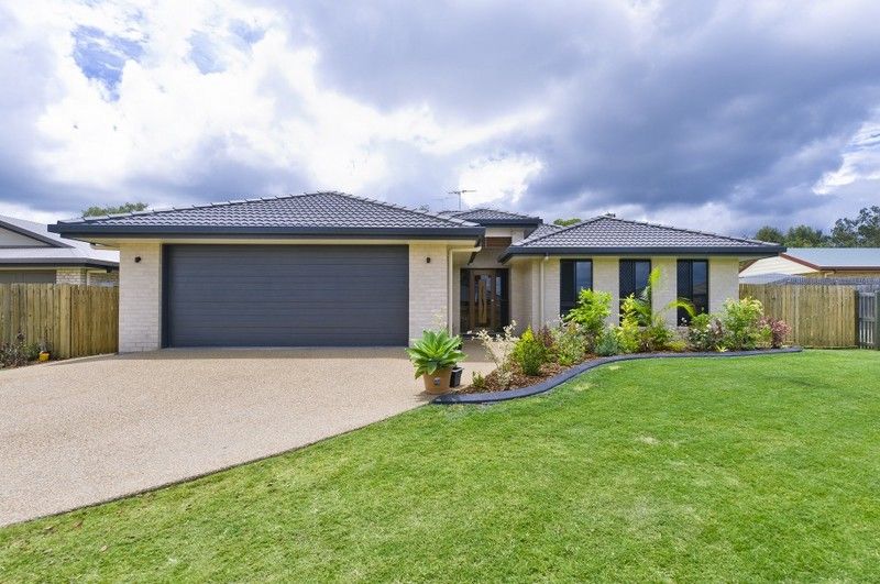 10 Red Penda Court, NORMAN GARDENS QLD 4701