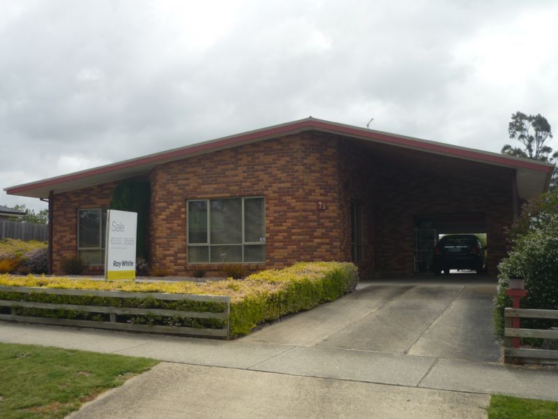 71 Freshwater Point Road, LEGANA TAS 7277