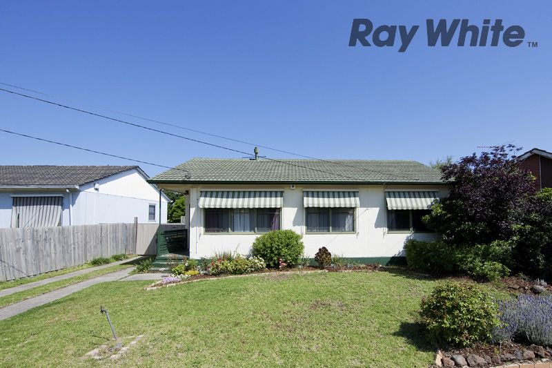 12 Hillman Street, LAVERTON VIC 3028