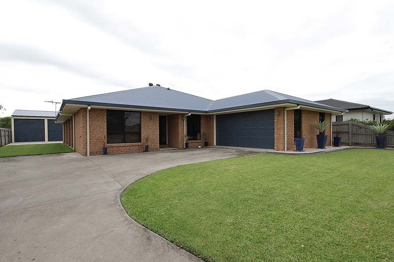 44 James Muscat Drive, WALKERSTON QLD 4751