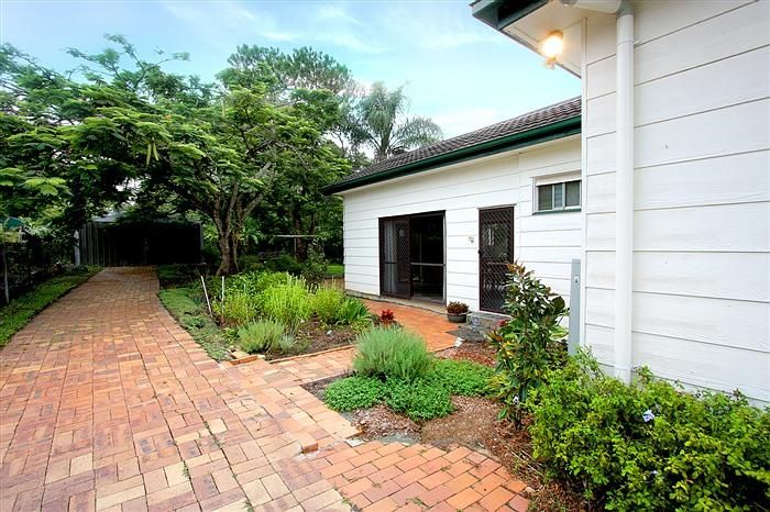 125 Saul Street, BRIGHTON QLD 4017