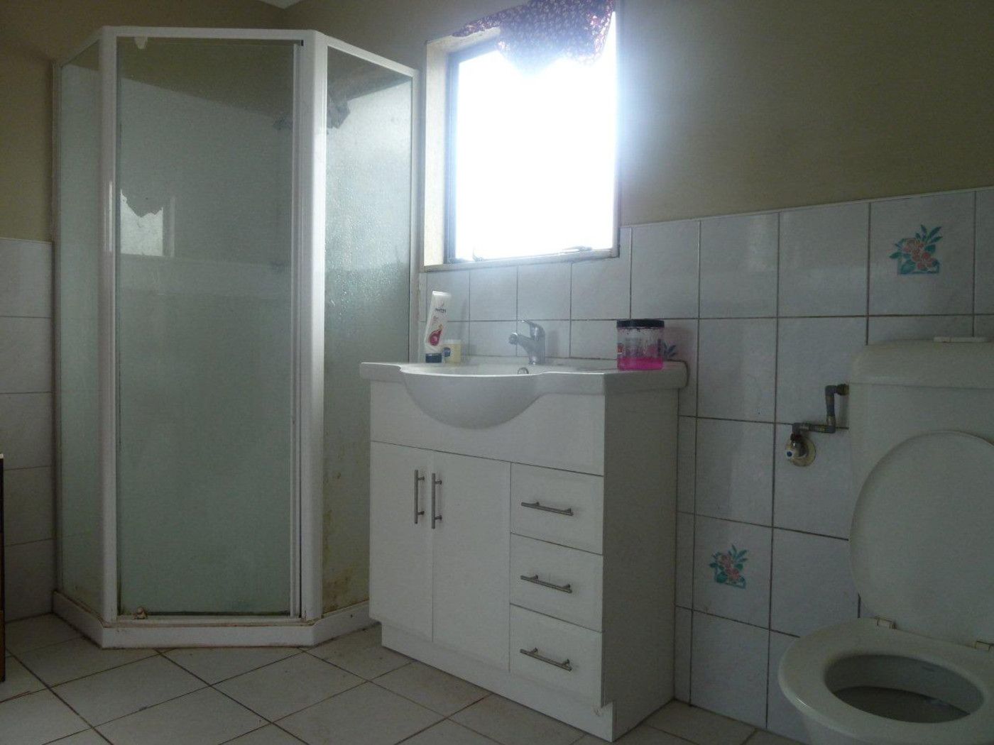 9B Maplesden Drive, Clendon Park, Manukau City