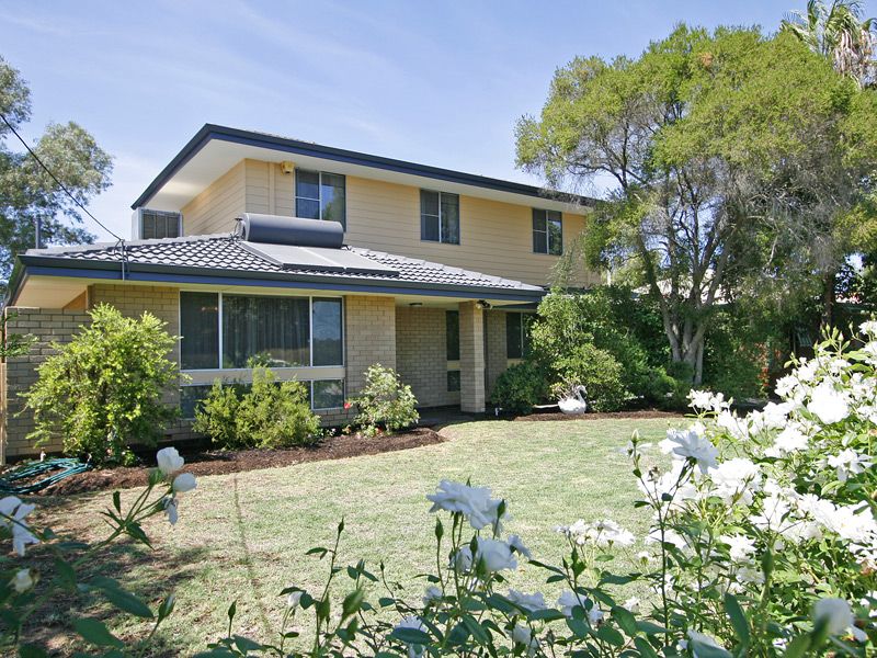 4 Alton Street, KENWICK WA 6107