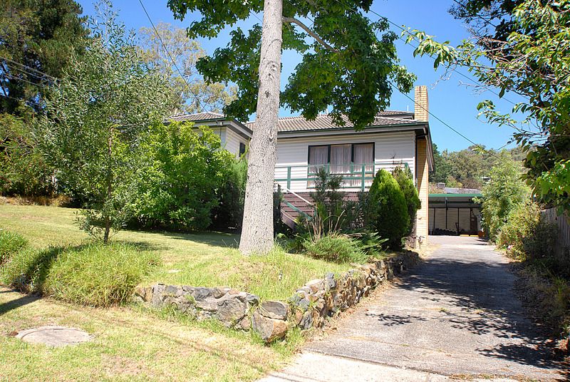 1 Cleve Avenue, THE BASIN VIC 3154