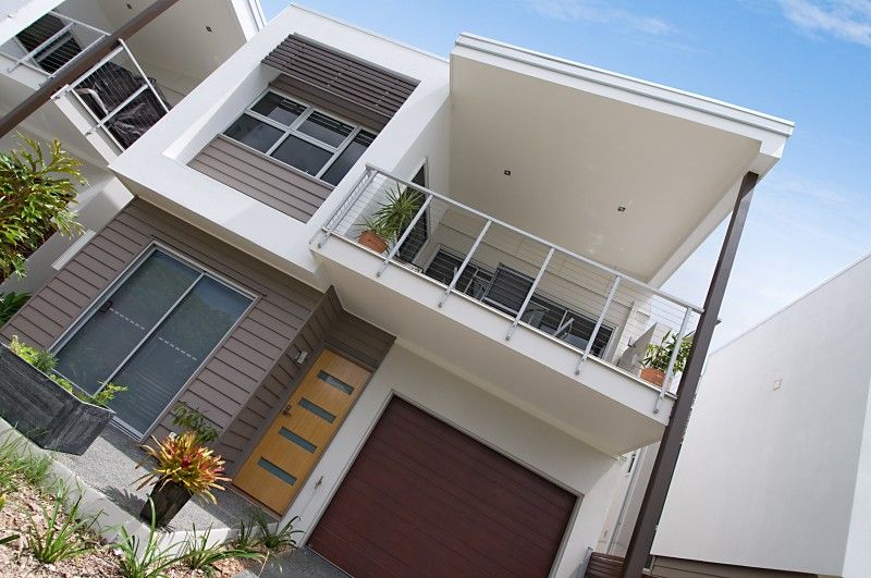 10 Ovey Street, MORNINGSIDE QLD 4170
