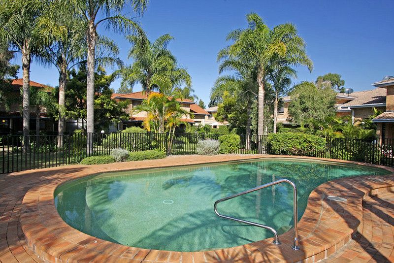 30 MacPherson Street, WARRIEWOOD NSW 2102