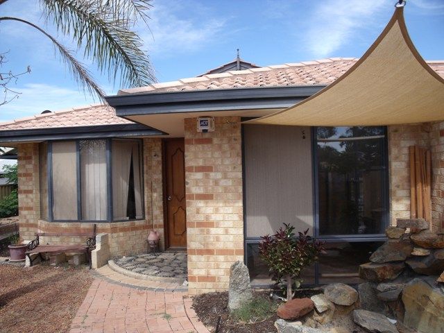 39 Wanaping Road, KENWICK WA 6107