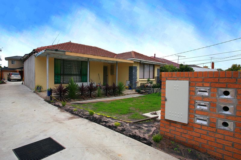 8 Anthony Street, DANDENONG NORTH VIC 3175