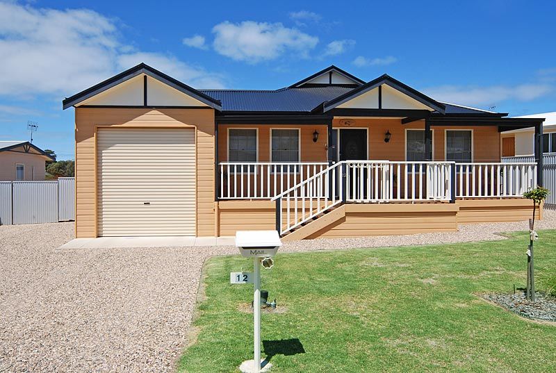 12 Glassenbury Street, GOOLWA BEACH SA 5214