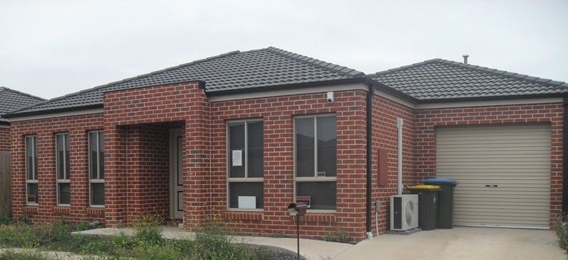  11 Fetlock Drive, TRUGANINA VIC 3029