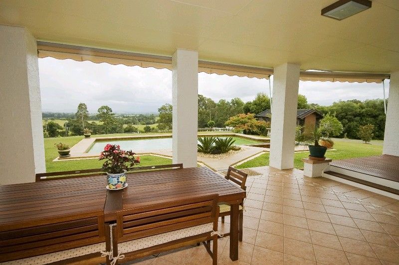 1 Stapleton Close, Redlynch, QLD, 4870