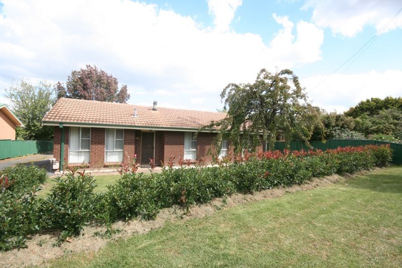 16 Rupert Street, OBERON NSW 2787