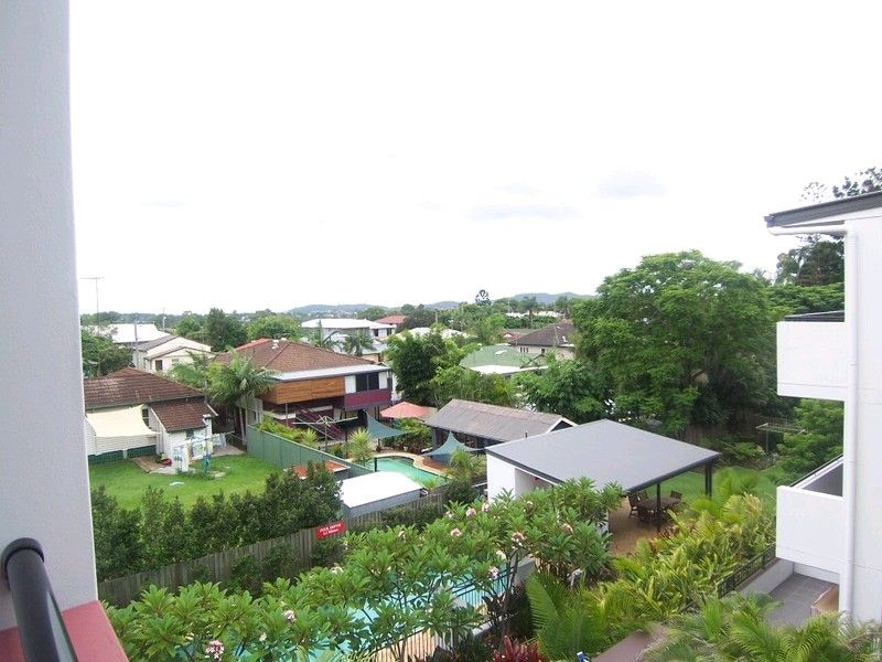 1884 Logan Road, UPPER MOUNT GRAVATT QLD 4122