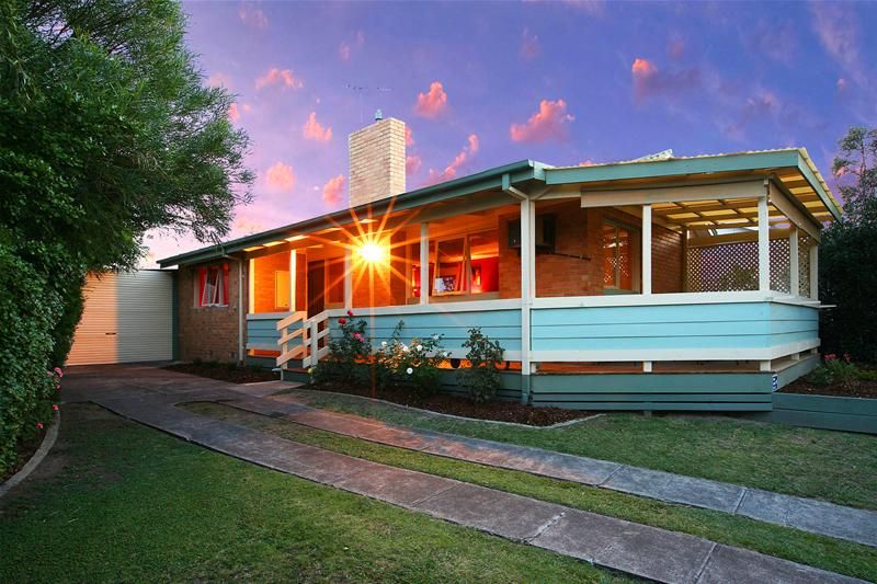 70 Noorong Avenue, BUNDOORA VIC 3083