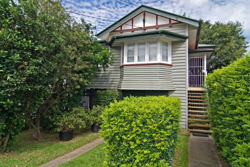 54 Howard Street, Grange QLD 4051