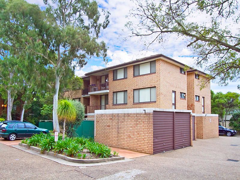 125 Oak Road, KIRRAWEE NSW 2232