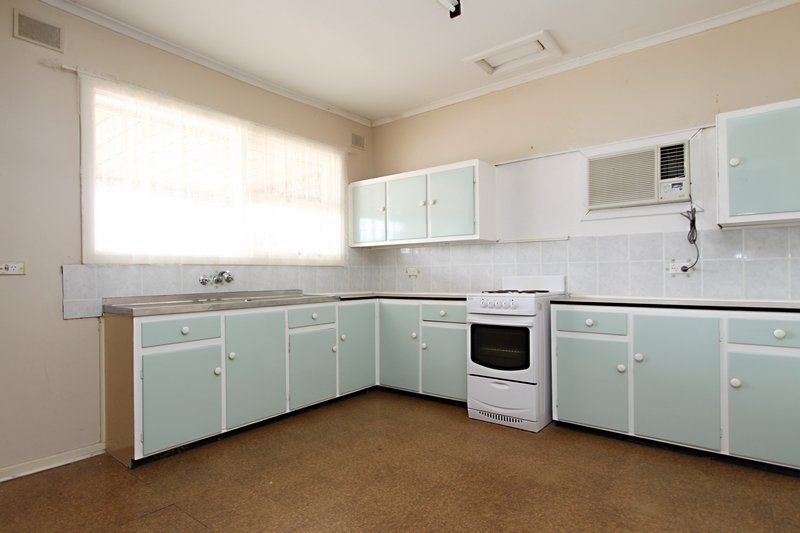 73 Redward Avenue, GREENACRES SA 5086