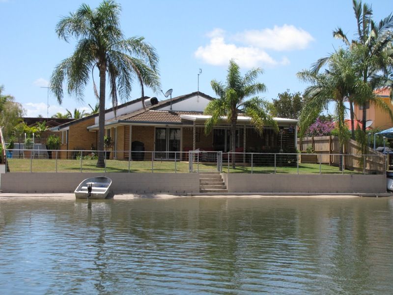7 Aldinga Place, MOOLOOLABA QLD 4557