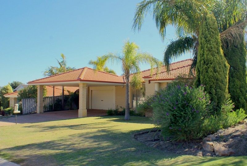 17 Sherlock Rise, CARRAMAR WA 6031