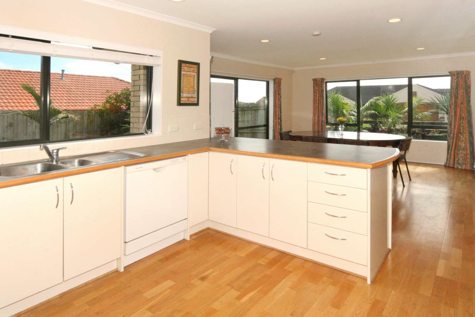 5 Burnaston Court, Dannemora, Manukau City Real Estate Ray White