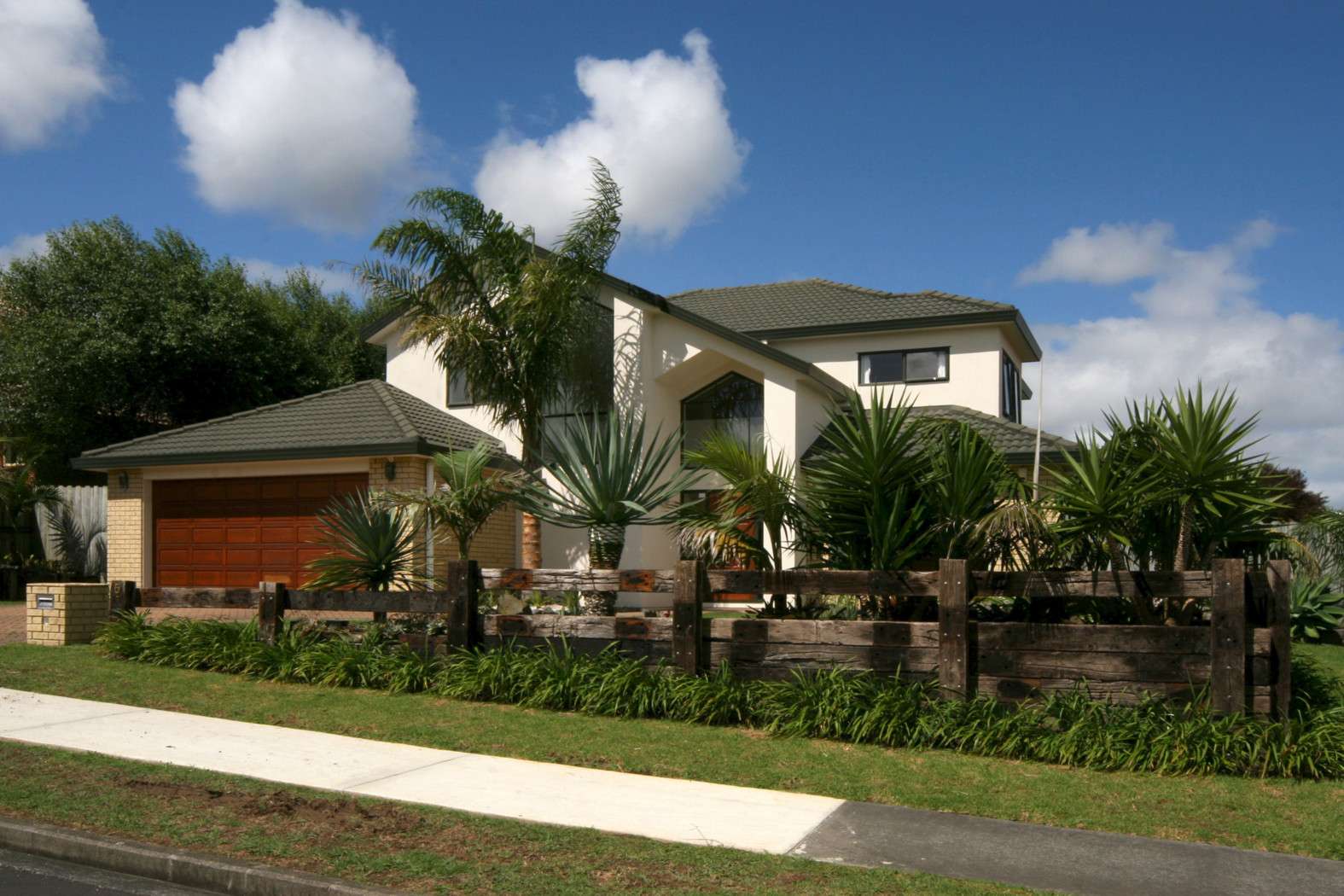 5 Burnaston Court, Dannemora, Manukau City Real Estate Ray White