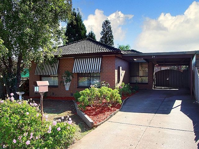 29 Wenden Road, MILL PARK VIC 3082