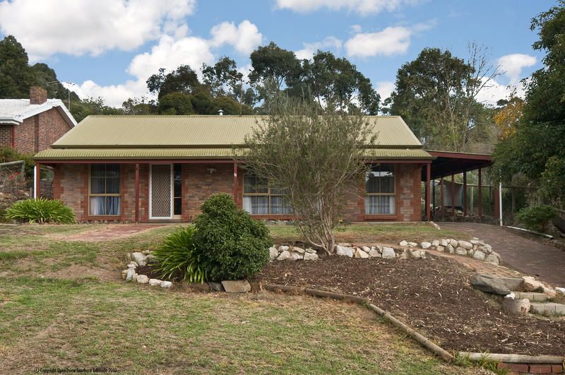 18 Burns Street, NAIRNE SA 5252