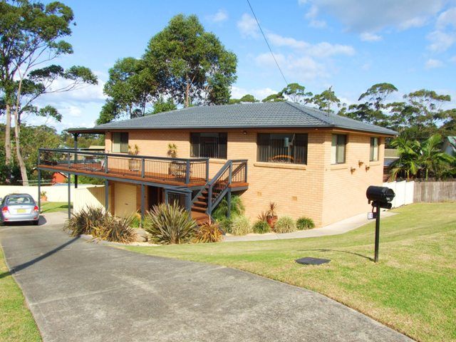 24 Torquay Drive, LAKE TABOURIE NSW 2539