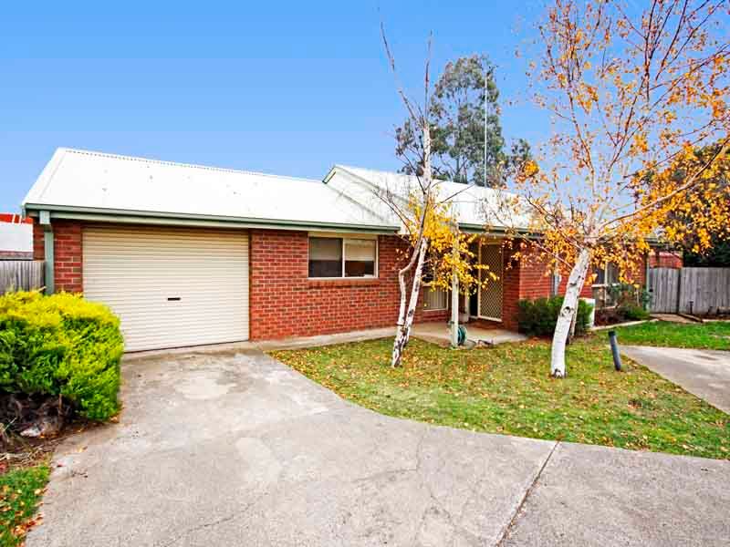 1 Bourbon Way, WAURN PONDS VIC 3216