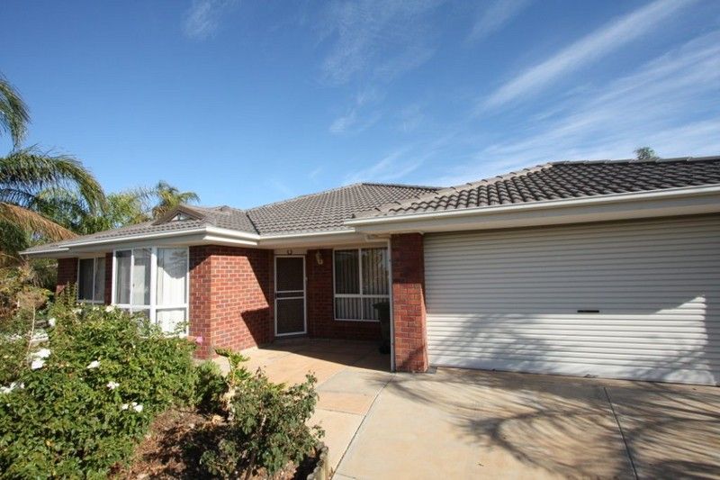 4 Edwards Crescent, WAIKERIE SA 5330