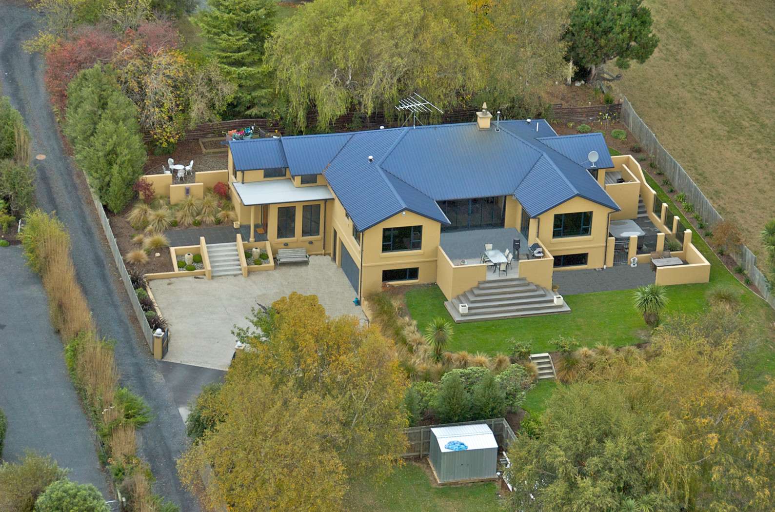104C Gladstone Road photo 0