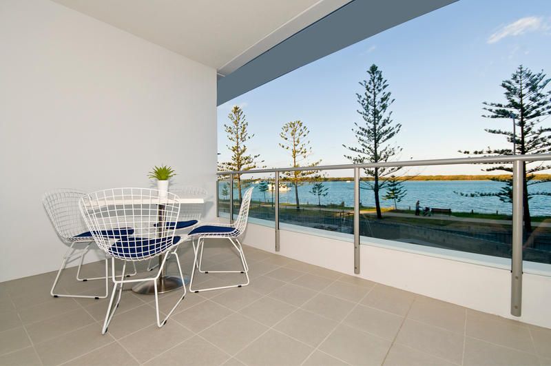, BIGGERA WATERS, QLD – Home For Rent • Ray White