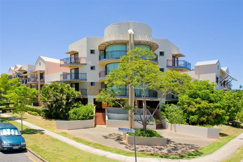 55 Harries Road, Coorparoo QLD 4151
