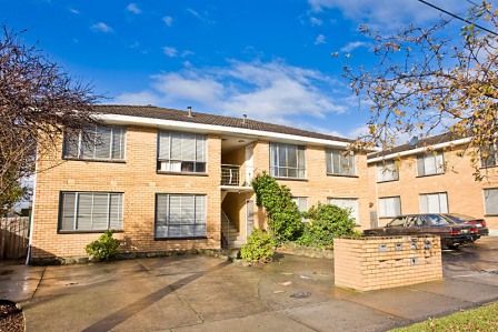 105 Atherton Road, OAKLEIGH VIC 3166