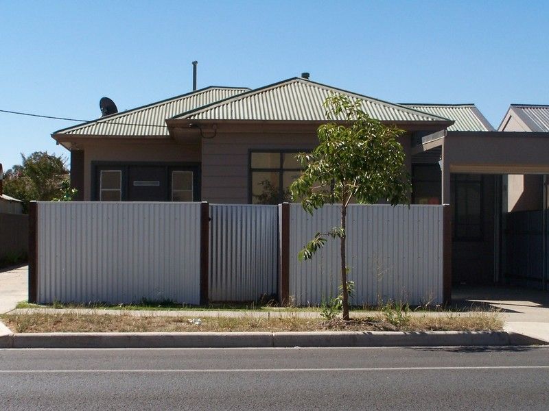 393 Griffith Road, LAVINGTON NSW 2641
