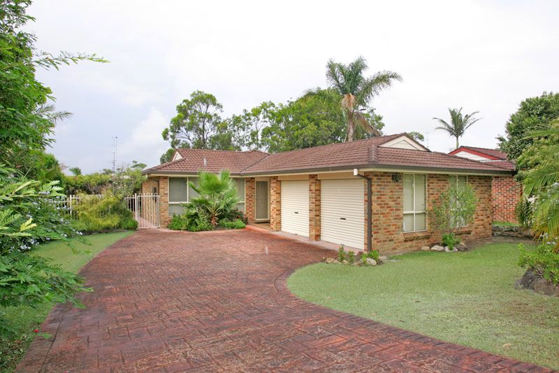 37 Twin Lakes Drive, LAKE HAVEN NSW 2263