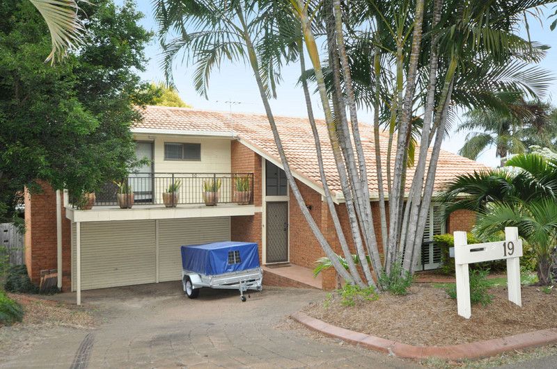 19 Marwood Street, BELMONT QLD 4153