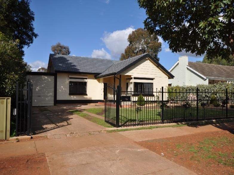 19 Mofflin Road, ELIZABETH GROVE SA 5112