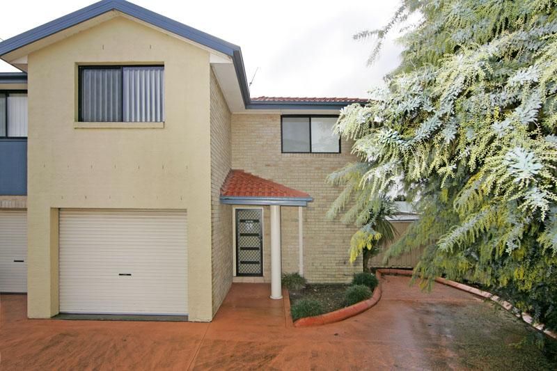43 Gorokan Drive, LAKE HAVEN NSW 2263