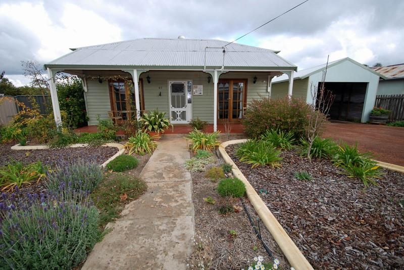 43 Furnival Street Narrogin Wa Residential House Sold