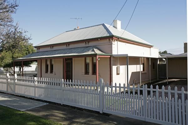 27 Whyte Street, PETERHEAD SA 5016