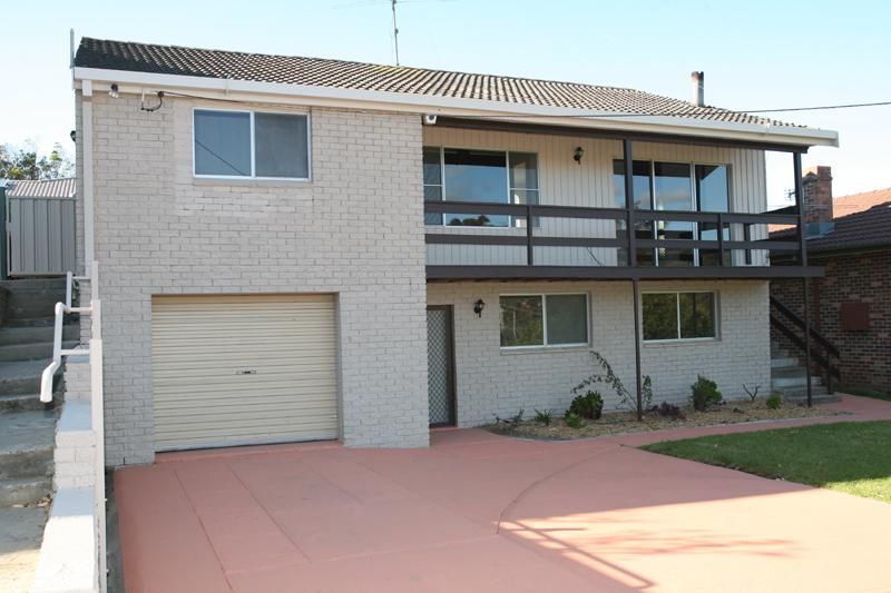 9 Collins Crescent, NAROOMA NSW 2546