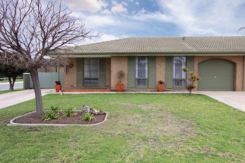 2/11 Thomson Crescent, NORTH HAVEN SA 5018